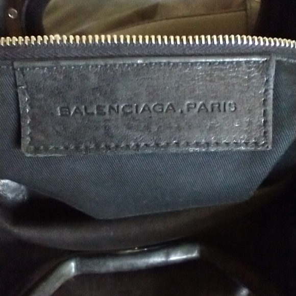 Balenciaga Tote Convertable Bracelet Black Cowhide - Picture 4 of 16